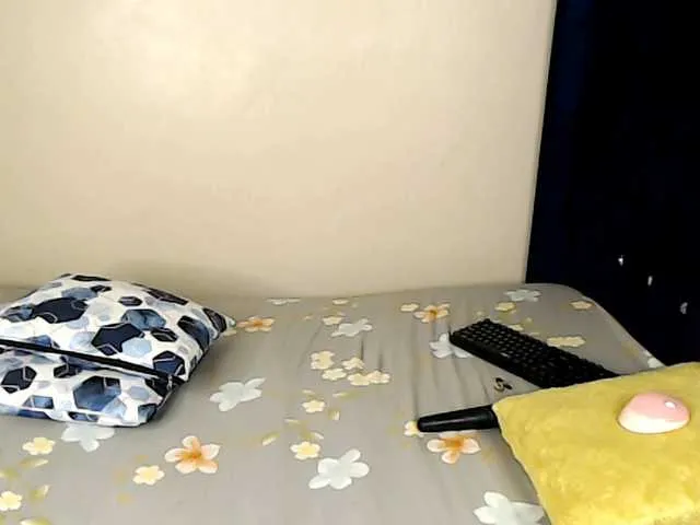 Lia_flowers – webcam model profile photo Image 16