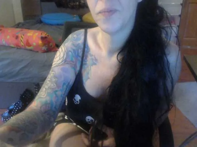 AmandaXXX98 – webcam model profile photo Image 17