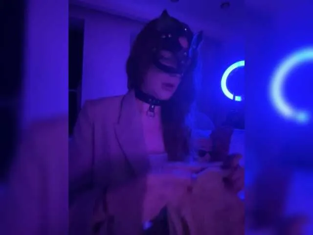 DannaEvansB – webcam model profile photo Image 14