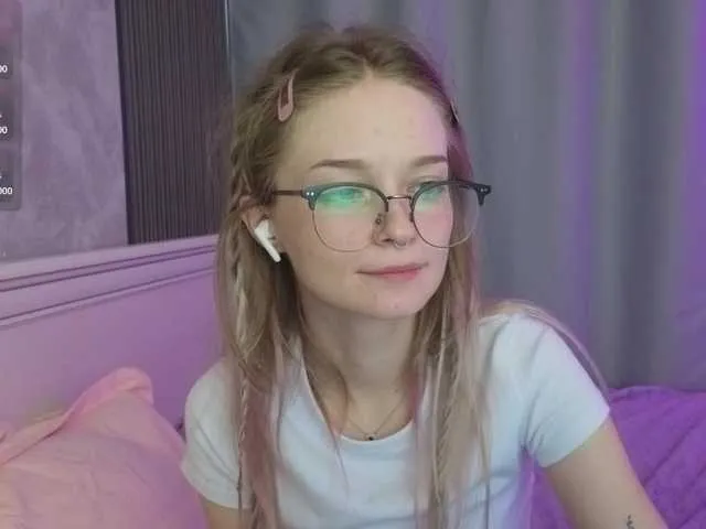 CassieGil – webcam model profile photo Image 17