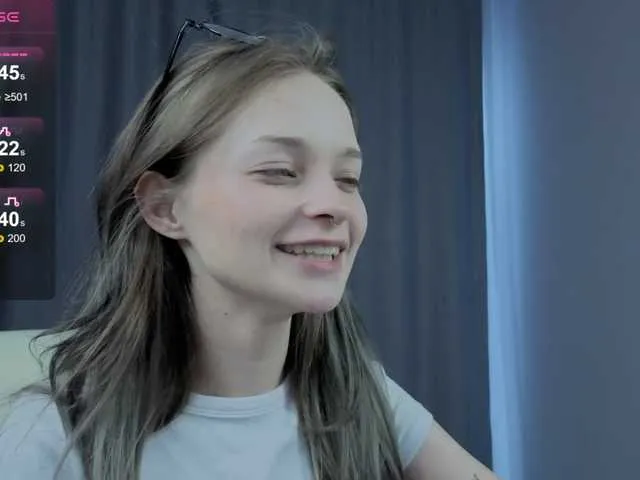 CassieGil – webcam model profile photo Image 9