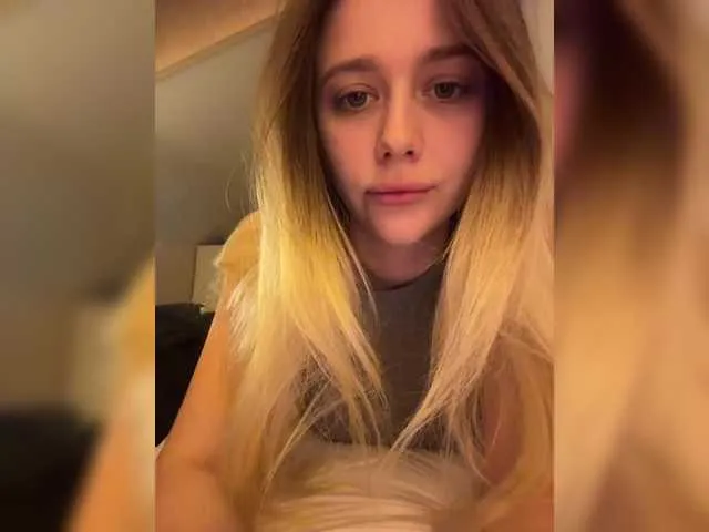 TifanyCadavid – webcam model profile photo Image 9