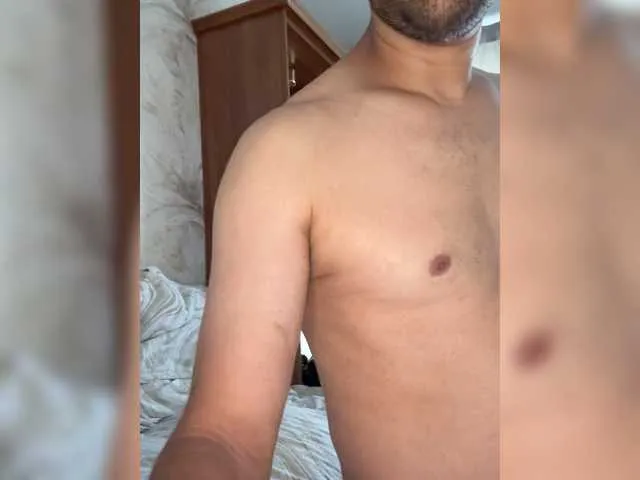 AmyBelmontt – webcam model profile photo Image 12