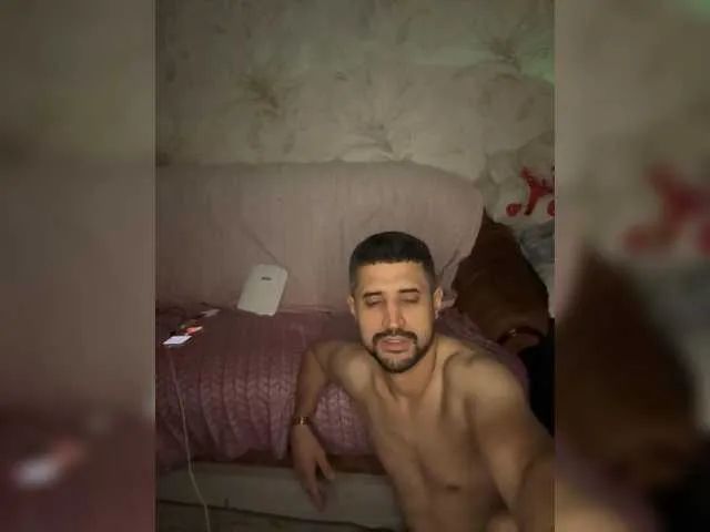 AmyBelmontt – webcam model profile photo Image 15