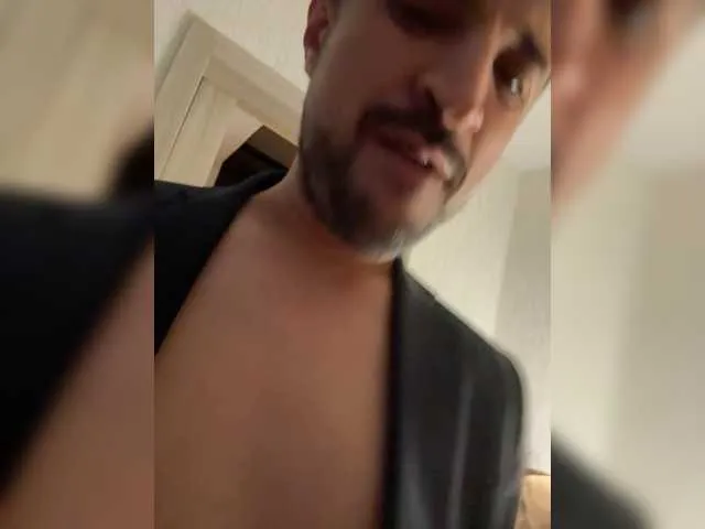 AmyBelmontt – webcam model profile photo Image 19