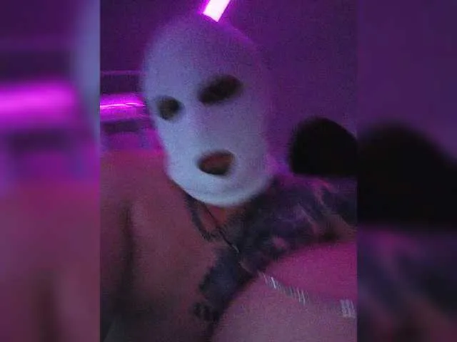 VLaDiMiRooM – webcam model profile photo