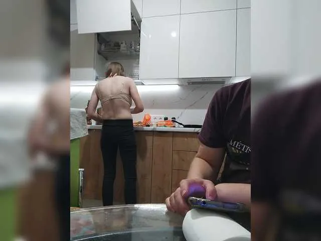 Yuzuha_chan – webcam model profile photo Image 11