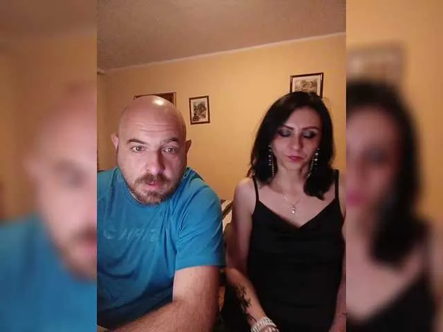 IsabelaJohnson – webcam model profile photo Image 6