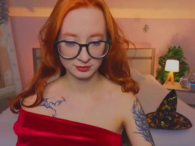 SkyLumen – webcam model profile photo Image 5