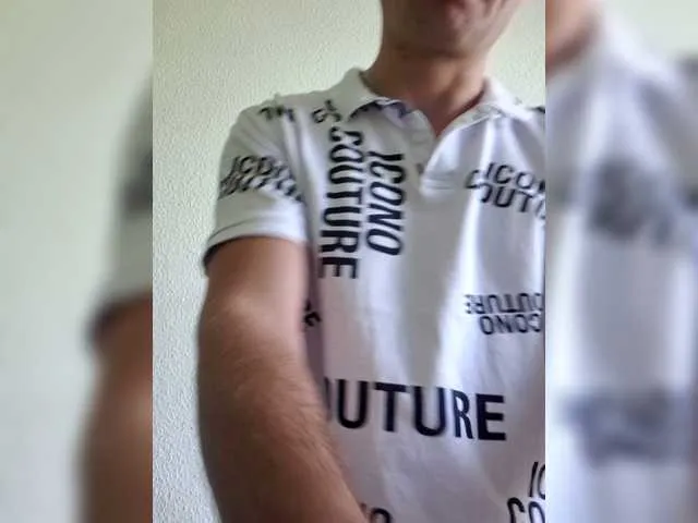 ChloeeGill – webcam model profile photo Image 10