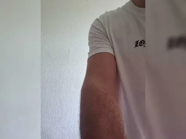 ChloeeGill – webcam model profile photo Image 15