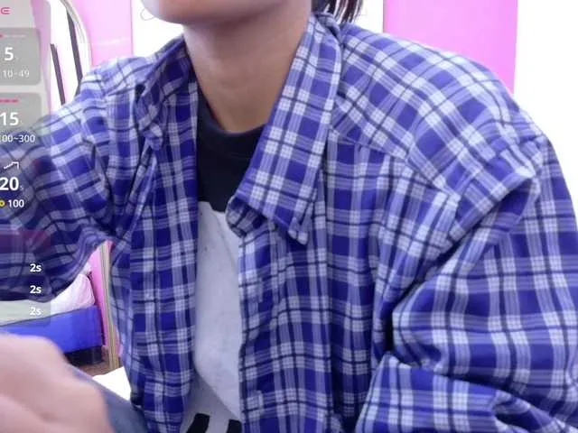 Michelle_busty – webcam model profile photo Image 3