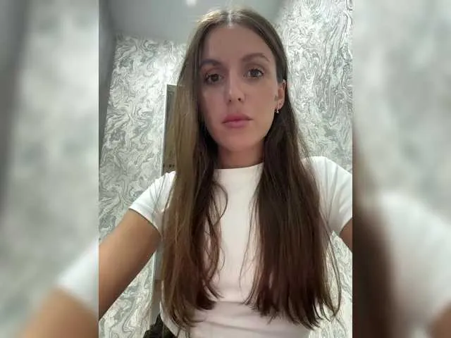 CassieGil – webcam model profile photo Image 14