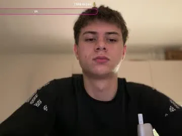 Alikams – webcam model profile photo Image 12