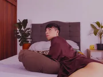 CheerryX – webcam model profile photo Image 10