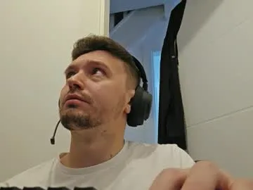 CarlaHoll – webcam model profile photo Image 8