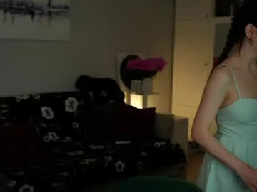 NoaMarin – webcam model profile photo Image 6