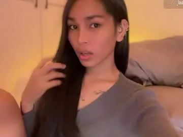 CassieGil – webcam model profile photo Image 13