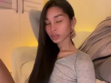 CassieGil – webcam model profile photo Image 18