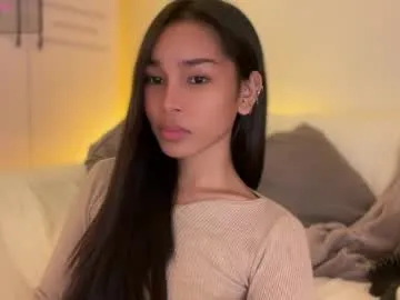 CassieGil – webcam model profile photo Image 19