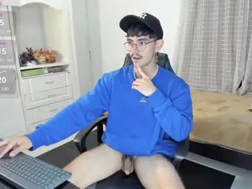 ReinaDelRey – webcam model profile photo Image 3