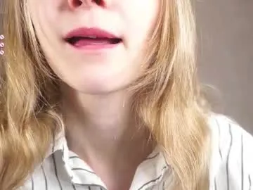 SkyLumen – webcam model profile photo Image 6