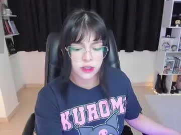 CassieGil – webcam model profile photo Image 8