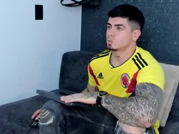 PaulinaSwift – webcam model profile photo Image 12