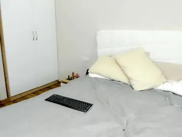 Alikams – webcam model profile photo Image 11