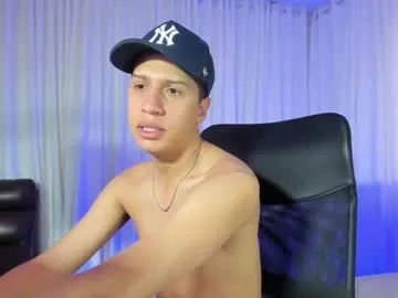 CassieGil – webcam model profile photo Image 12