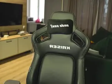 IsabelaJohnson – webcam model profile photo Image 13