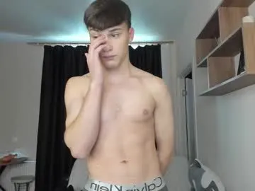 ValenWill – webcam model profile photo Image 17