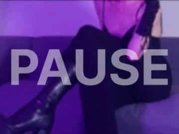 AuroraRuiz – webcam model profile photo Image 4