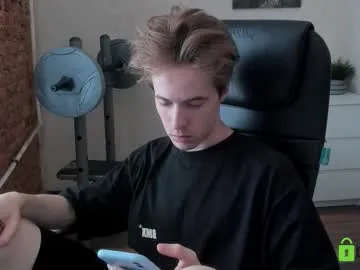 LaraHarvey – webcam model profile photo Image 8