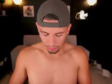 MelodyMorris – webcam model profile photo Image 14