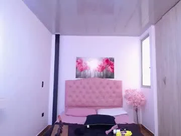 IsabellSanz – webcam model profile photo Image 15