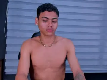 EvaAmanti – webcam model profile photo Image 3