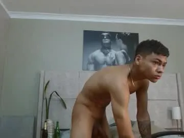 EvaAmanti – webcam model profile photo Image 7