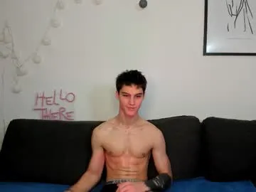 JulyWood – webcam model profile photo Image 3