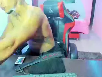 JaneRouse – webcam model profile photo Image 14