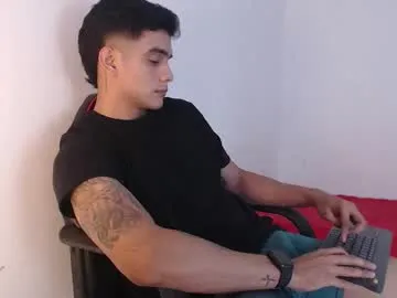 ZaraReyes – webcam model profile photo Image 17