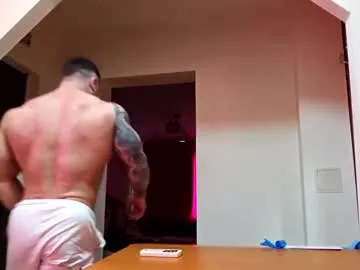 highlatin_guys – webcam model profile photo Image 10