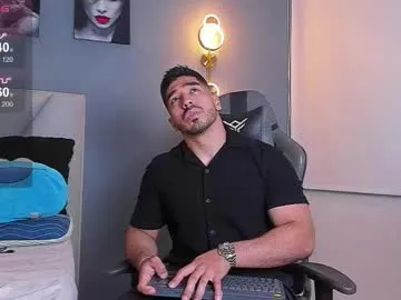 chris_boy37 – webcam model profile photo Image 5