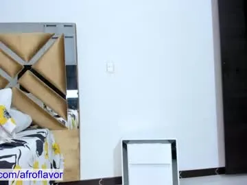 Mia--meow – webcam model profile photo Image 5