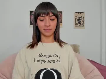 AneAdams – webcam model profile photo Image 18