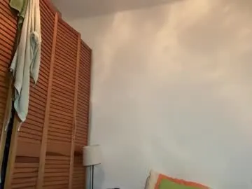 Juliette_Art – webcam model profile photo Image 18