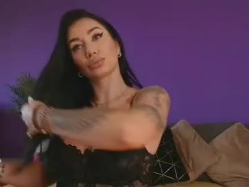 LunaKrismas – webcam model profile photo Image 7