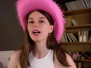 GoodGlamorGirl – webcam model profile photo Image 3