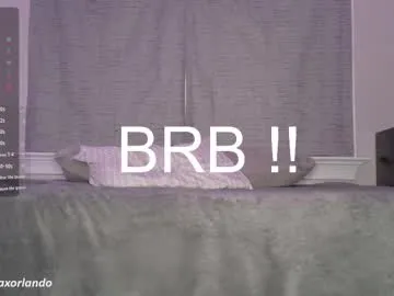 ZaraReyes – webcam model profile photo Image 5