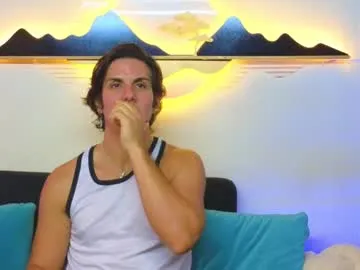 LiaBoston – webcam model profile photo Image 14